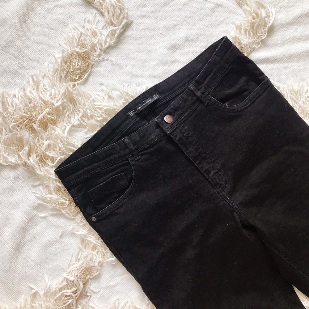 ZARA Stretchy Black Skinny Denim